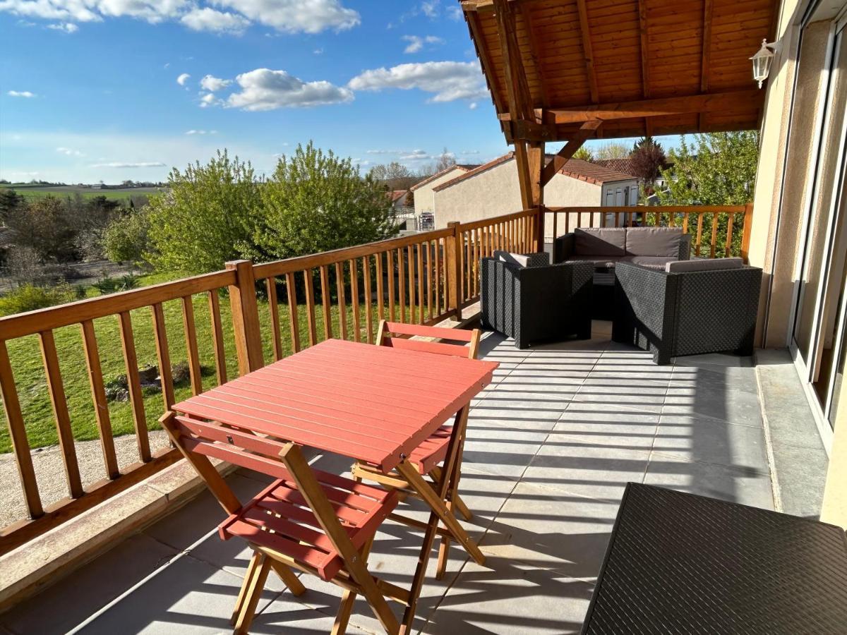 Maison Karmanor Monthoiron Dış mekan fotoğraf